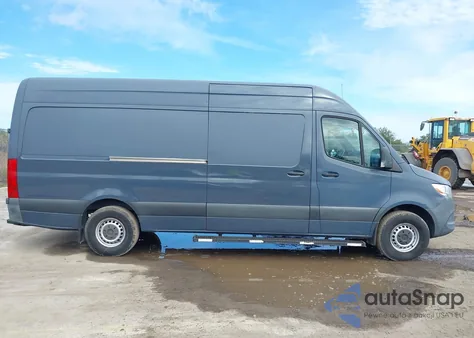 2019 Mercedes-Benz Sprinter 2500 High Roof V6 z USA, uszkodzony, nr VIN WD4PF1CD9KP134877